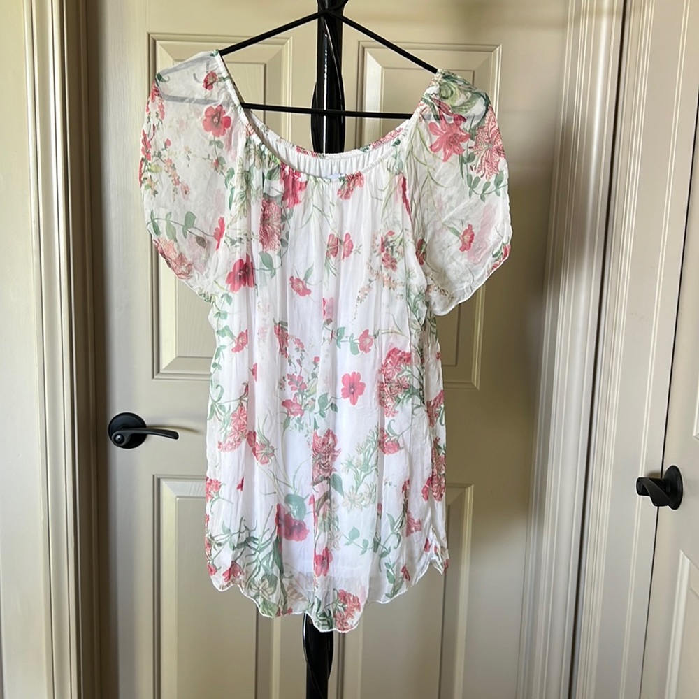 Floral top